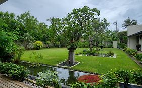 Mirissa Beach Villa